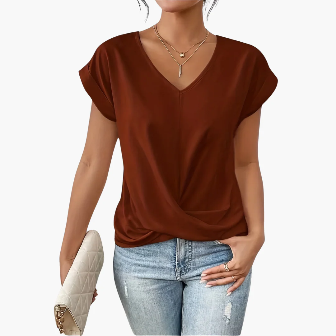 Clara | Casual T-Shirt with Heart Neckline for Women - Image 3