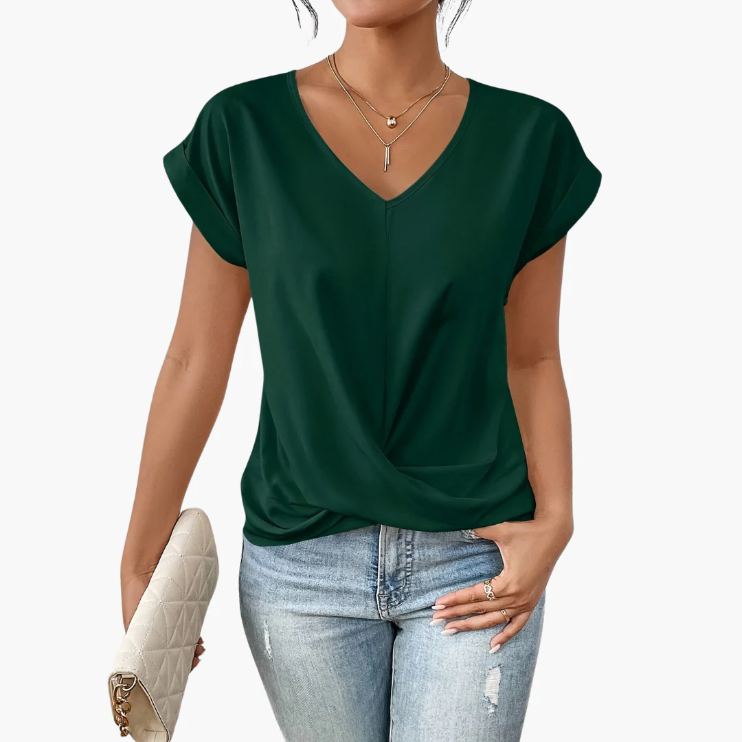 Clara | Casual T-Shirt with Heart Neckline for Women - Image 6